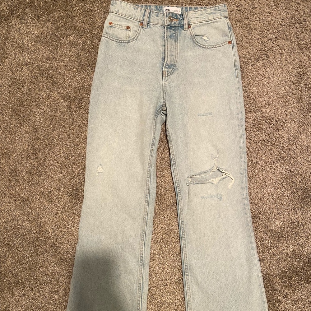 ZARA CROP JEANS